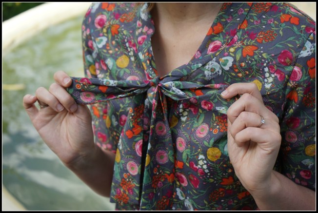 Oakridge Blouse - Pussies Bow