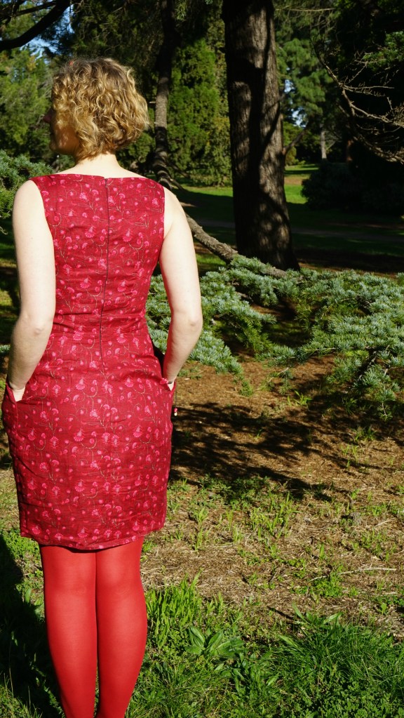 The English Dress - Marbella